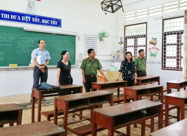 Kỳ thi THPT quốc gia 2019: Chủ tịch Cà Mau lưu ý chọn người “có năng lực, tinh thần trách nhiệm cao” tham gia công tác thi