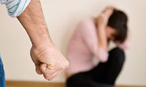 Đàn ông có dấu hiệu này, phụ nữ càng tránh xa càng tốt