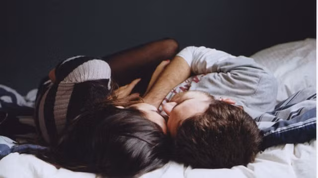 Có nên quay lại với người yêu cũ hay không? Những dấu hiệu dưới đây sẽ cho bạn câu trả lời