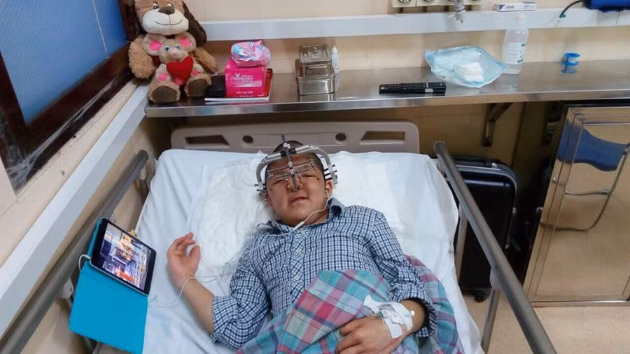 diễn viên Quốc Tuấn,Làng sao