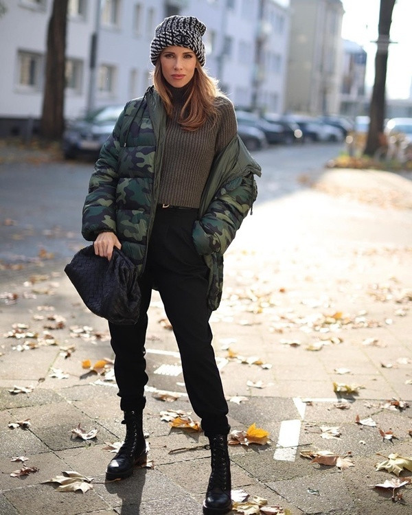 1001 cách mix áo len đẹp "lịm tim" cho mùa Đông ảnh 2 Instagram tuần qua: