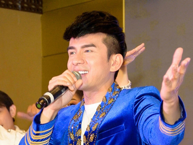 Đan Trường tự tin với kiểu tóc "mình thích thì mình cắt thôi"