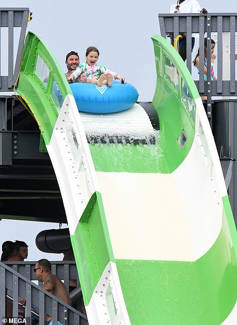 david beckham "don tim" phai dep voi than hinh san chac o tuoi 44 hinh 4