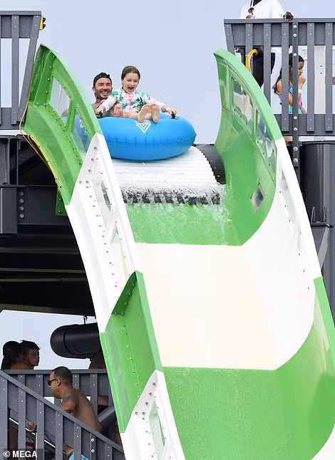 david beckham "don tim" phai dep voi than hinh san chac o tuoi 44 hinh 4