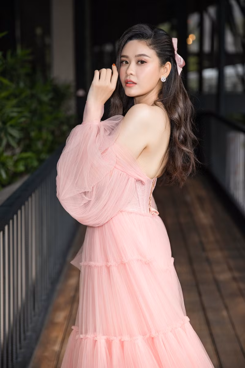 truong quynh anh dep rang ro nhu nu than sau khi ly hon hinh 2