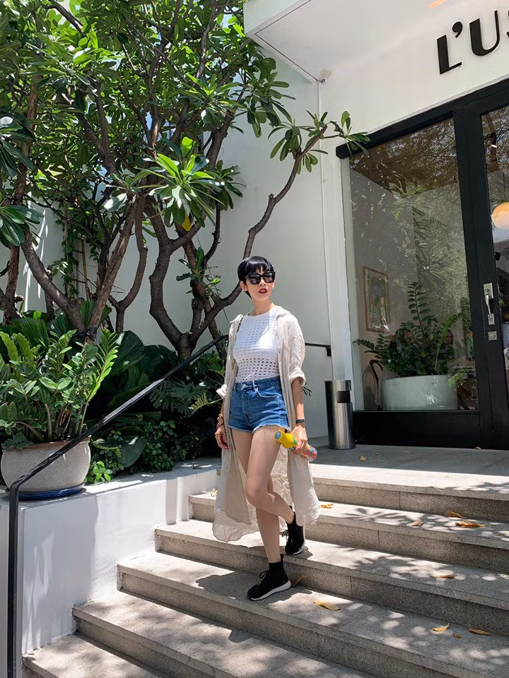 Những mỹ nhân Vbiz chứng minh “gái một con trông mòn con mắt" là có thật ảnh 21