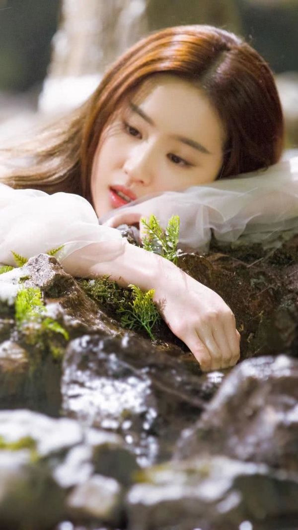 Nhan sắc của 4 vị nữ chính trong hệ liệt Tam sinh tam thế: Dương Mịch chưa phải là người đẹp nhất? ảnh 2 So sánh nhan sắc của 4 vị nữ chính trong hệ liệt Tam sinh tam thế: Dương Mịch chưa phải là người đẹp nhất? ảnh 4