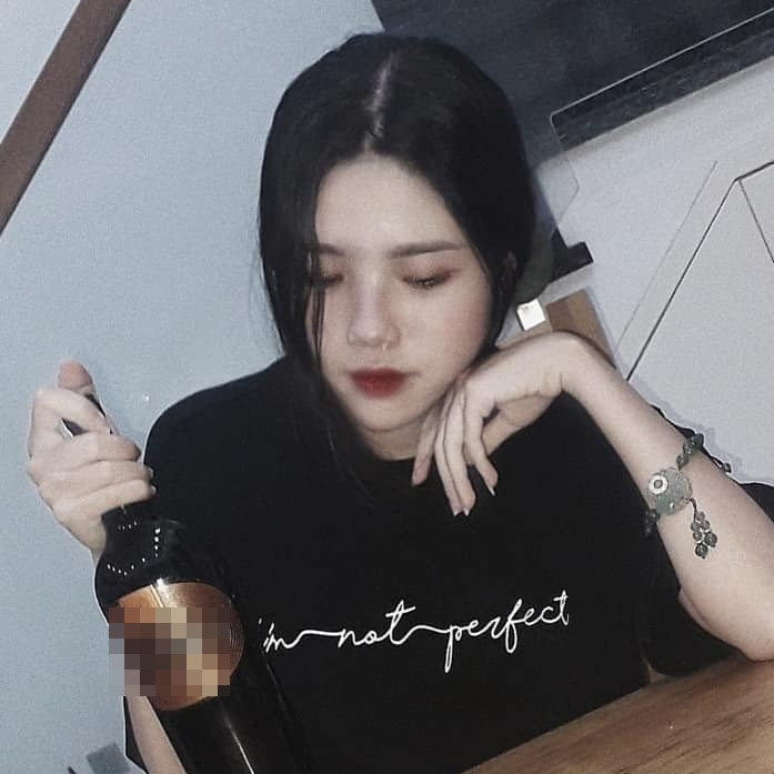 Cô gái "vịt hóa thiên nga" sau 3 năm bị chàng trai “thầm thương trộm nhớ” dè bỉu xấu xí ảnh 2 SỰ TRẢ THÙ NGỌT NGÀO: Cô gái vịt hóa thiên nga sau 3 năm bị crush dè bỉu-2