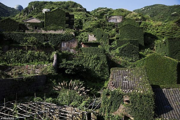 Kinh ngạc với vẻ đẹp nên thơ của làng chài bị bỏ hoang suốt 30 năm ở Trung Quốc ảnh 2