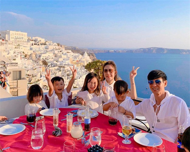 Ky nghi he sang chanh cua cau am co chieu nha sao Viet-Hinh-4