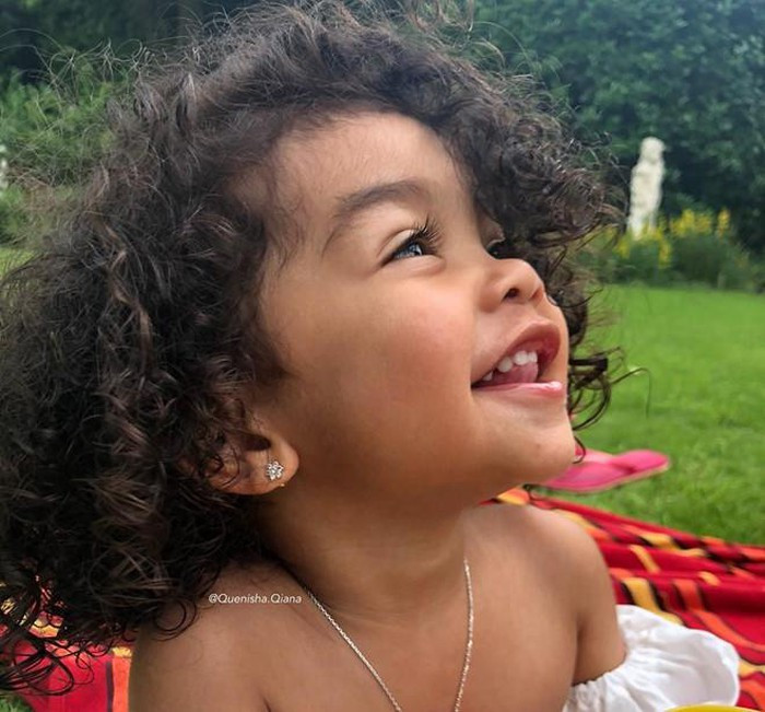 Vẻ ngoài xinh xắn, phong cách cực ngầu của hot kid Hà Lan ảnh 4