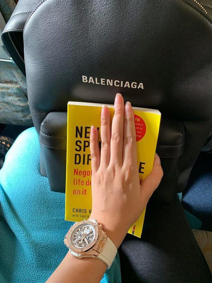 Loạt đồng hồ hàng hiệu giá bằng cả căn nhà của Mai Phương Thúy ảnh 4