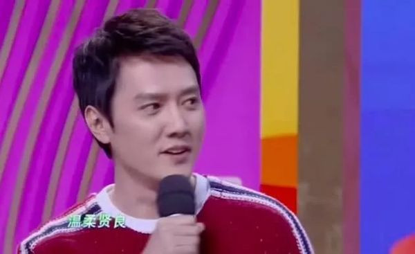 Chồng soái ca như Phùng Thiệu Phong, mỗi ngày đều hết lời khen Triệu Lệ Dĩnh xinh đẹp ảnh 7 Chồng nhà người ta: Phùng Thiệu Phong mỗi ngày đều hết lời khen Triệu Lệ Dĩnh xinh đẹp ảnh 7