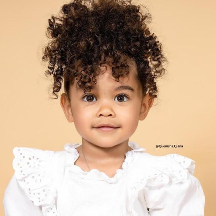 Vẻ ngoài xinh xắn, phong cách cực ngầu của hot kid Hà Lan ảnh 1