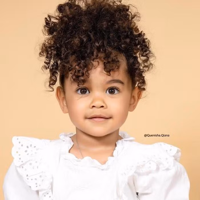 Vẻ ngoài xinh xắn, phong cách cực ngầu của hot kid Hà Lan ảnh 1