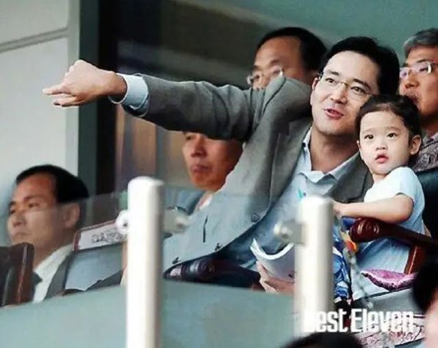 khi chat bat pham cua &#34;tieu cong chua&#34; tap doan samsung: 15 tuoi phai di lui moi toi vach dich - 4