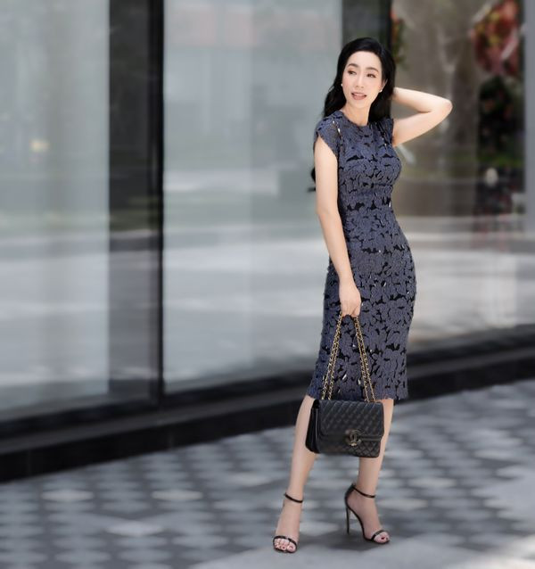 Giật mình khi ngắm cận cảnh nhan sắc lão hoá ngược của NSƯT Trịnh Kim Chi ảnh 3