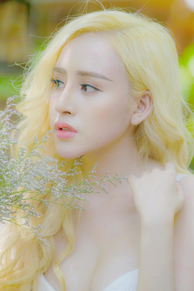 Giật mình số lần sửa mũi trong 6 năm của Bà Tưng Huyền Anh ảnh 4 Giật mình số lần sửa mũi trong 6 năm của Bà Tưng Huyền Anh ảnh 4