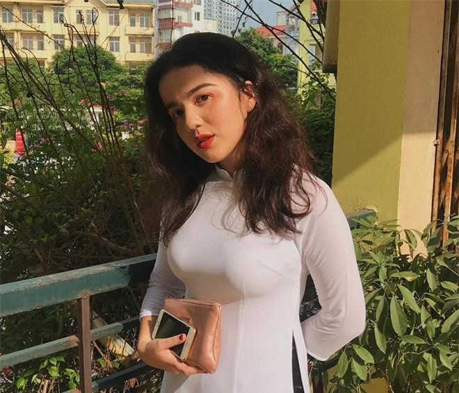 4  4 bong hong lai tuoi 18 xinh dep sexy biet nhieu thu tieng