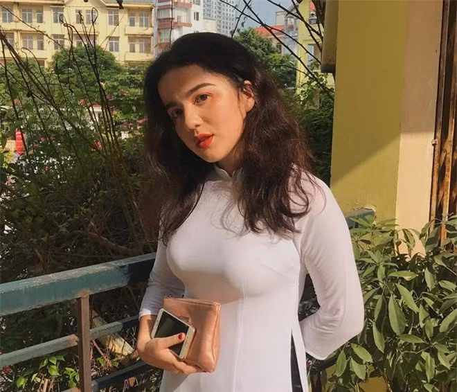 4 bong hong lai tuoi 18 xinh dep sexy biet nhieu thu tieng