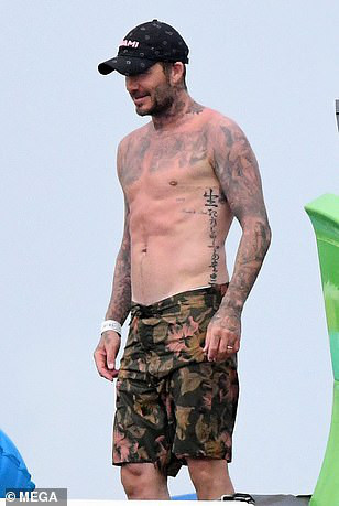 david beckham "don tim" phai dep voi than hinh san chac o tuoi 44 hinh 2