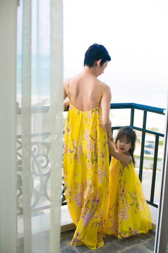 Những mỹ nhân Vbiz chứng minh “gái một con trông mòn con mắt" là có thật ảnh 22 Những mỹ nhân Vbiz chứng minh “gái một con trông mòn con mắt" là có thật ảnh 22