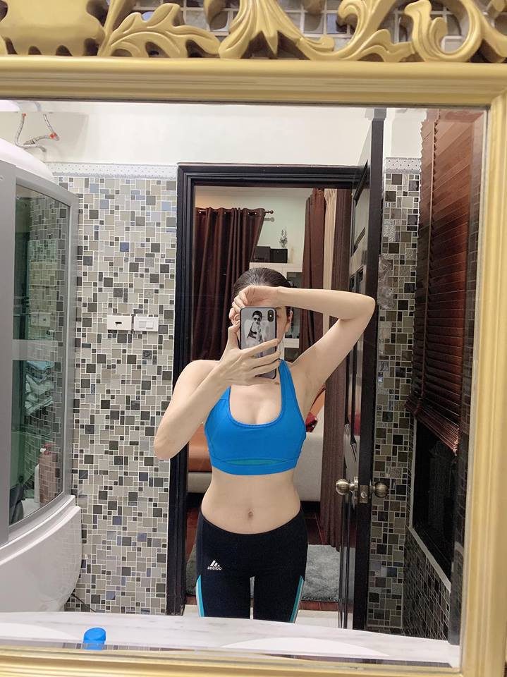 Những mỹ nhân Vbiz chứng minh “gái một con trông mòn con mắt" là có thật ảnh 9 Những mỹ nhân Vbiz chứng minh “gái một con trông mòn con mắt" là có thật ảnh 9