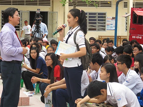 Tư vấn nghề nghiệp trong trường học: Mọi thông tin phải đến được với học sinh