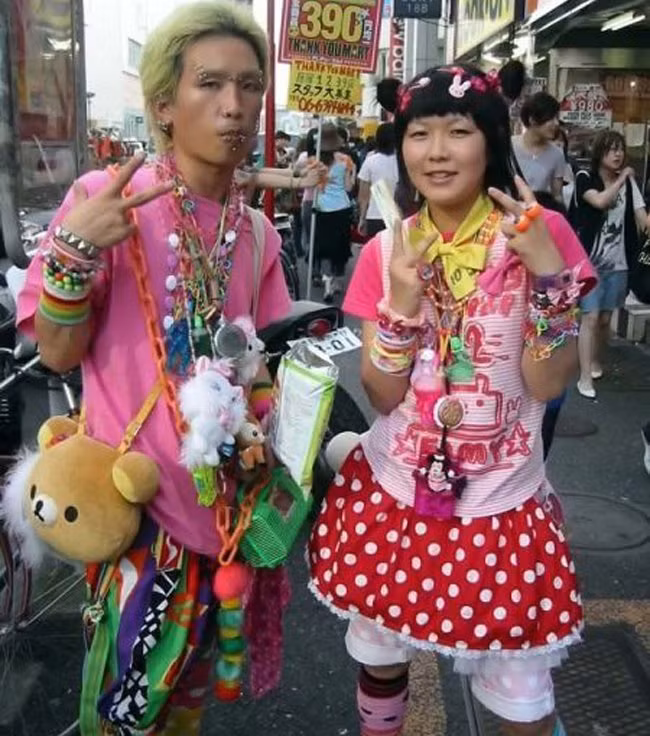 "doc" va "quai di" chi co the la nhat ban hinh anh 8