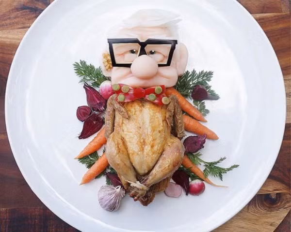 Bà mẹ được săn đón nhờ điêu khắc nhân vật hoạt hình trên thức ăn cho con