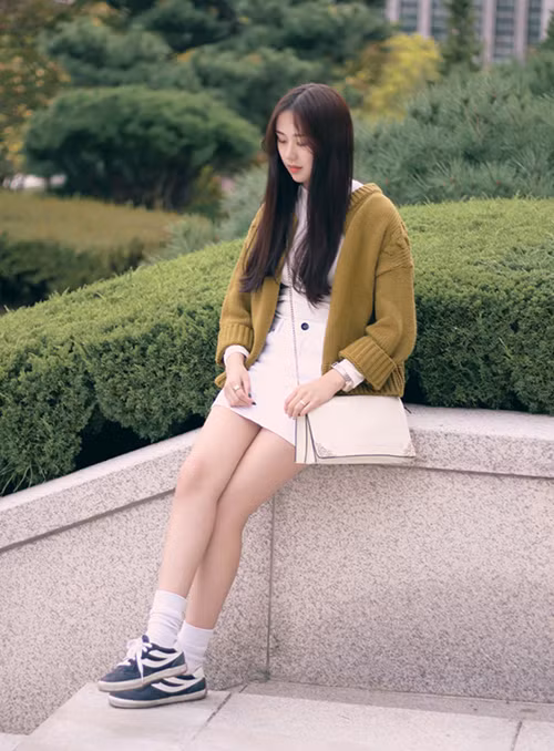 3 kiểu chân váy xinh yêu nữ sinh Hàn chuộng nhất khi đi học - 2