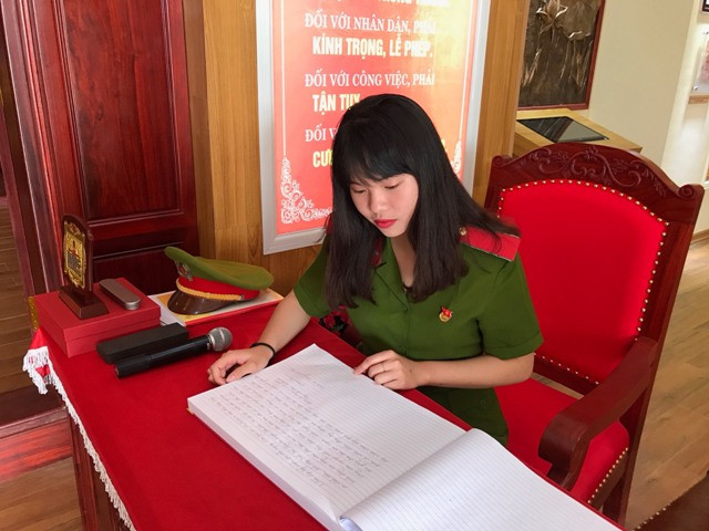 Không chỉ học giỏi, Thương còn rất tích cực trong các hoạt động tập thể