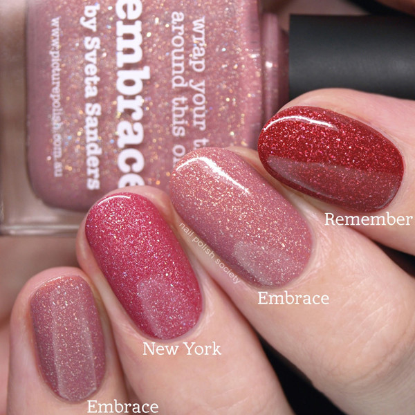 Khéo léo kết hợp nhiều màu nhũ cùng tone mang đến mẫu móng tay đẹp mắt.