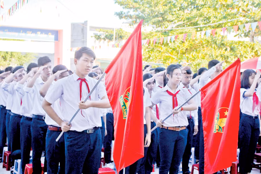 Mọi thế hệ HS Trường THCS Hoàng Sa tự hào về ngôi trường mang tên một huyện đảo của TP Đà Nẵng