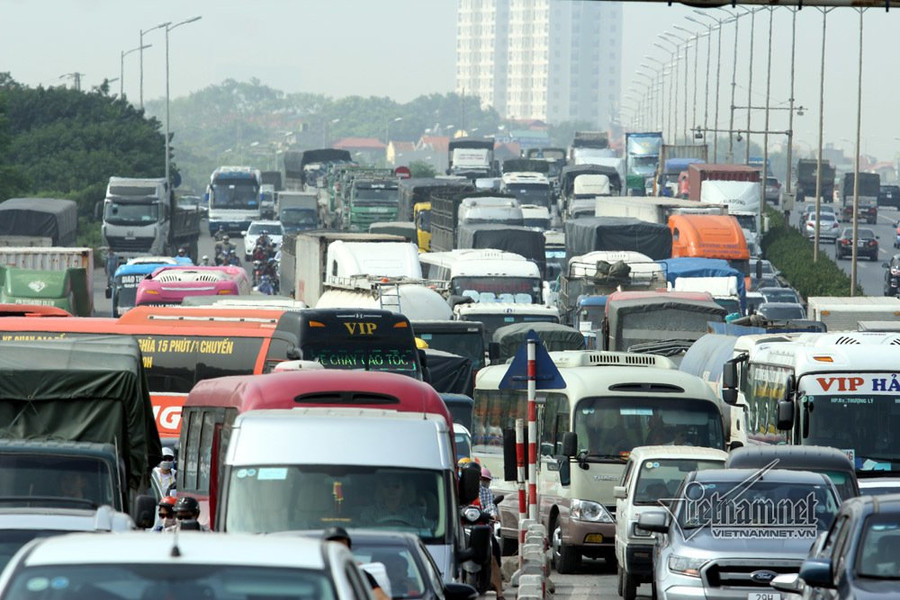 tai nạn,tai nạn giao thông,tai nạn liên hoàn,cầu Thanh Trì,Hà Nội
