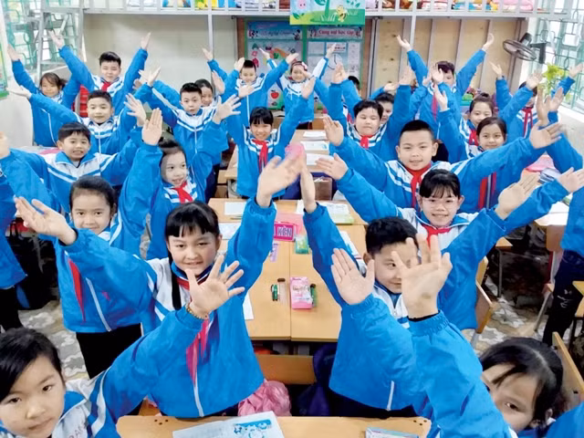 Nét hồn nhiên của các HS ở ngôi trường mang tên Hà Nội giữa lòng chảo Điện Biên