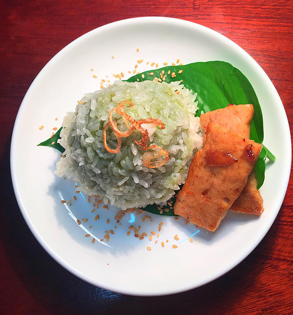 Món bánh khúc làm từ rau muống sau khi thành phẩm. Bánh khúc