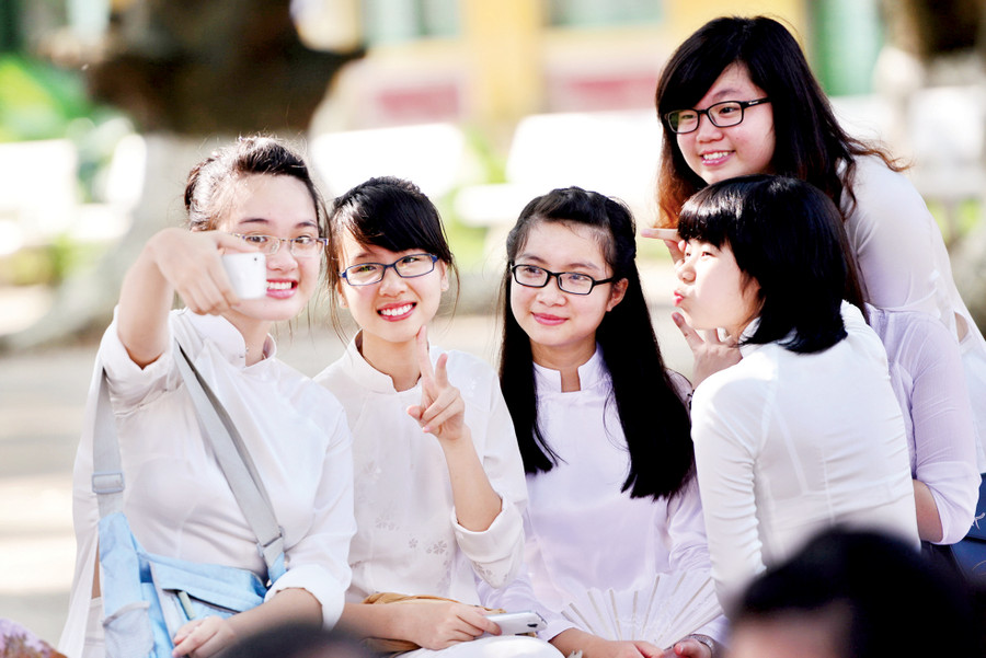 Học sinh Trường THPT Chu Văn An Hà Nội Học sinh Trường THPT Chu Văn An Hà Nội