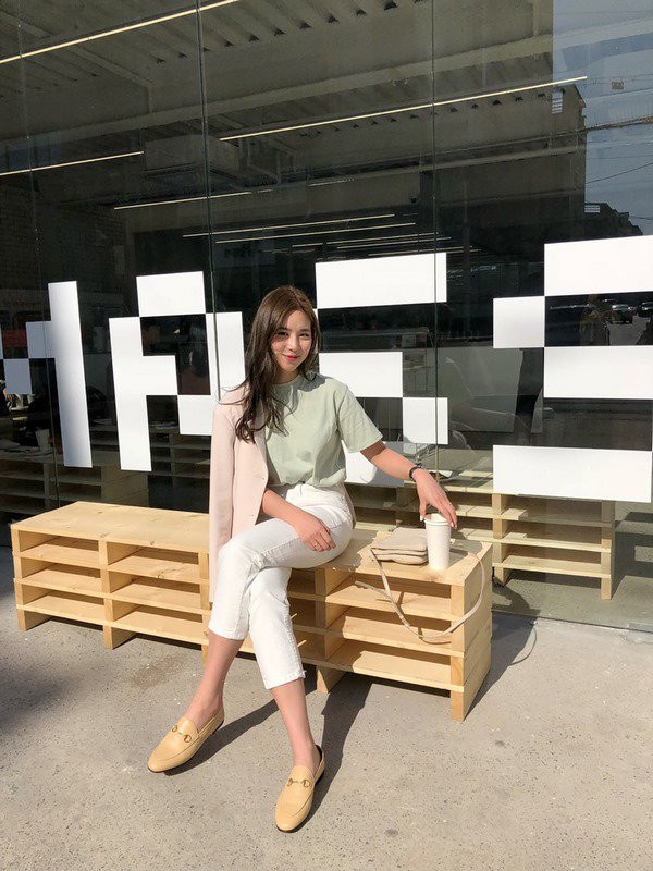 di lam dung mac may mau ao nay, hoac khong phong cach cua cac nang se tut hang the tham - 4