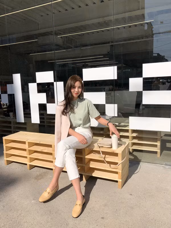 di lam dung mac may mau ao nay, hoac khong phong cach cua cac nang se tut hang the tham - 4