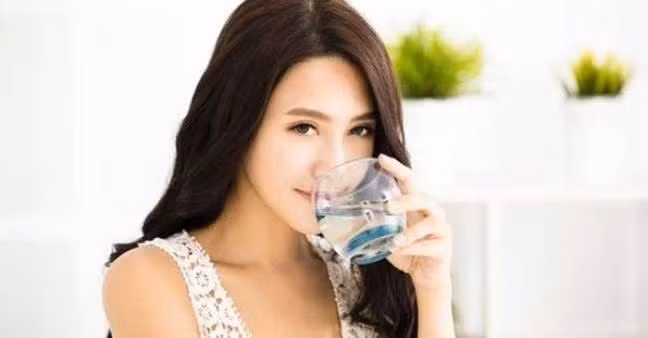 Cách chăm sóc da đúng ngày mưa ẩm ảnh 3