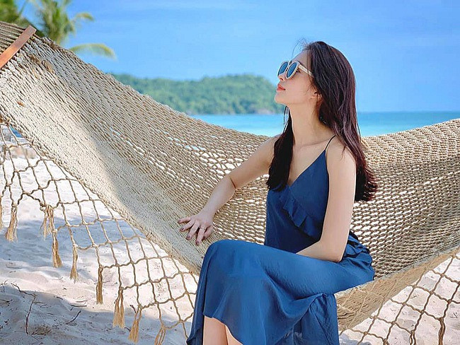 Đăng tút “trách yêu” chồng đại gia, Hoa hậu Đặng Thu Thảo nhận mưa lời khen