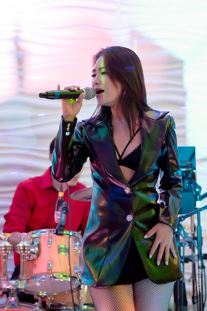 Yêu nhầm người lăng nhăng, cuộc sống làm mẹ đơn thân của Lương Bích Hữu ra sao? ảnh 3 Yêu nhầm người lăng nhăng, cuộc sống làm mẹ đơn thân của Lương Bích Hữu ra sao? ảnh 3