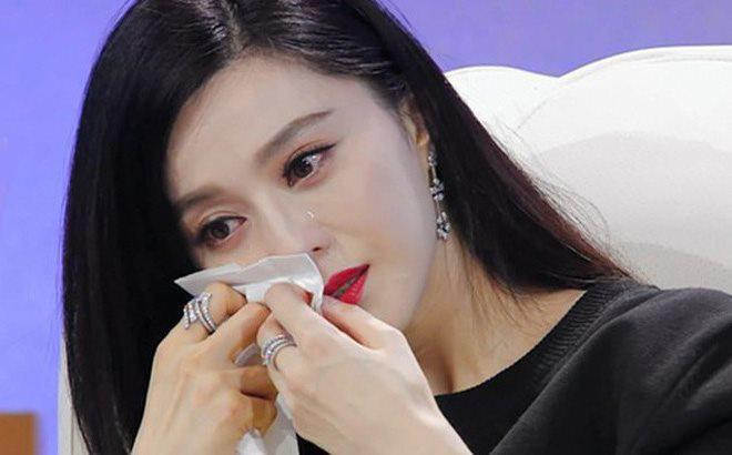 Lý Thần và Phạm Băng Băng chia tay: Tiền còn tình còn, tiền hết tình tan? ảnh 1 ly than va pham bang bang chia tay: tien con tinh con, tien het tinh tan? - 2