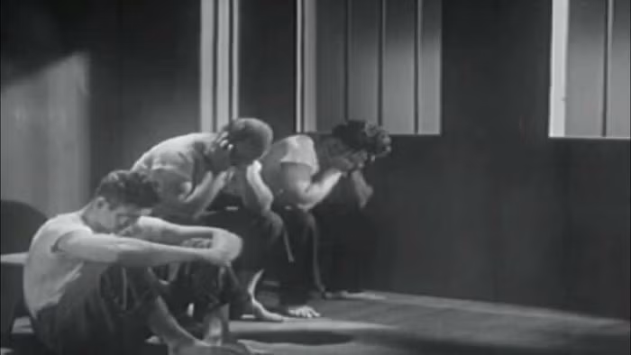 Kinh hãi bản nhạc "chết chóc" khiến trăm người tự sát ảnh 9 Kinh hãi bản nhạc "chết chóc" khiến trăm người tự sát ảnh 9