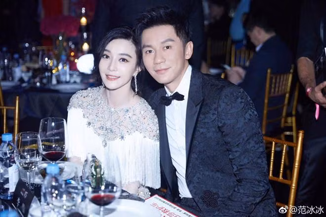 Lý Thần và Phạm Băng Băng chia tay: Tiền còn tình còn, tiền hết tình tan?