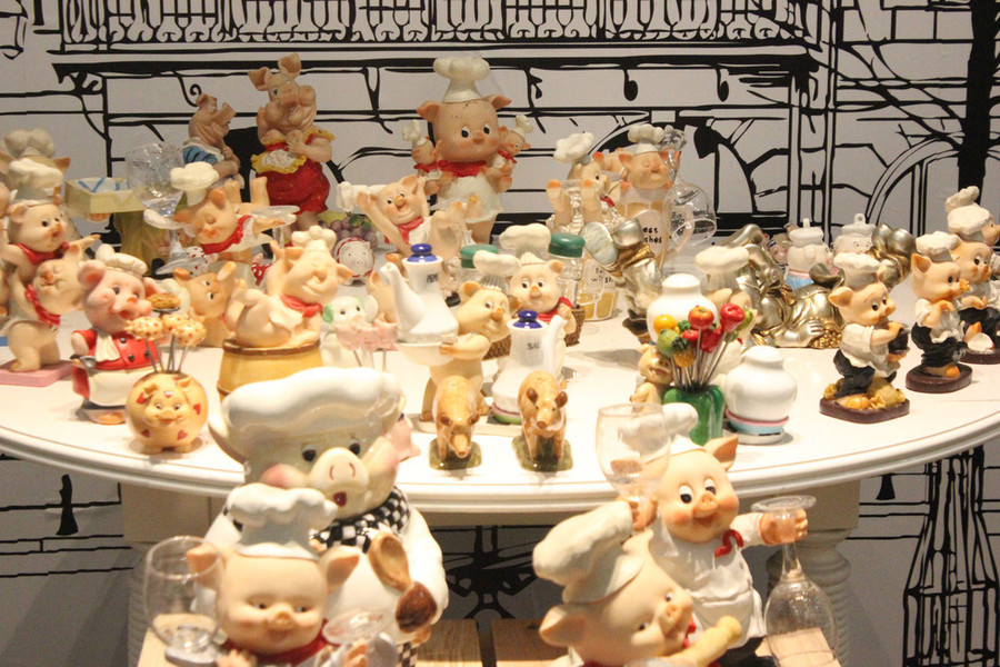 Ngắm đàn heo độc đáo ngàn con của nhà sử học Dương Trung Quốc - Ảnh 17. Ngắm đàn heo độc đáo ngàn con của nhà sử học Dương Trung Quốc - Ảnh 17.