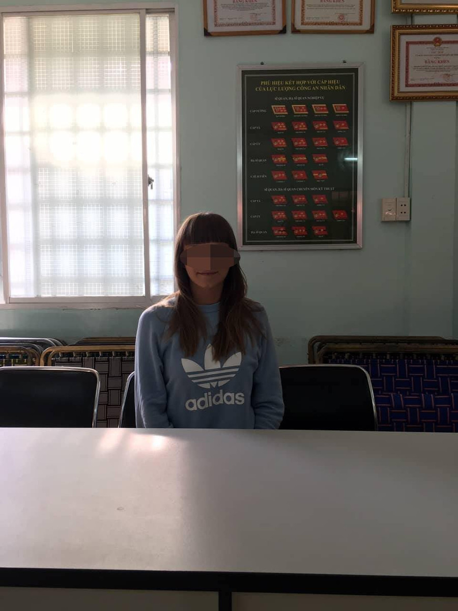 Lời khai sốc của ‘tú bà’ xinh đẹp điều hành đường dây bán dâm 6 triệu đồng/giờ ảnh 1 tin tuc 24h: loi khai soc cua ‘tu ba’ xinh dep dieu hanh duong day ban dam 6 trieu dong/gio - 1