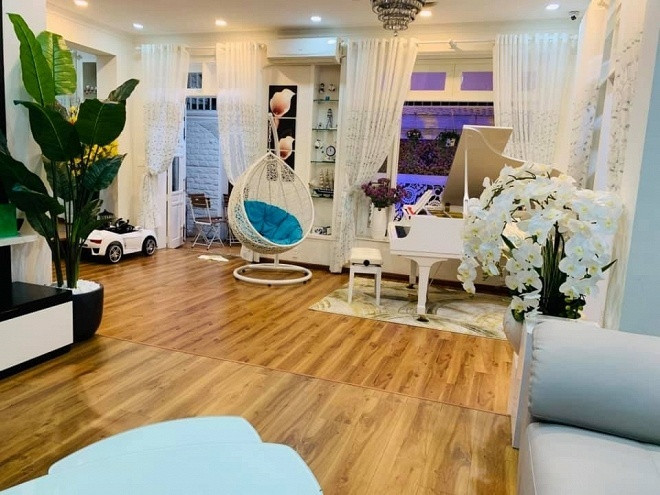 Biệt thự triệu đô ngập tràn sắc xuân của ca sĩ Vy Oanh ảnh 14 Biệt thự triệu đô ngập tràn sắc xuân của ca sĩ Vy Oanh ảnh 14