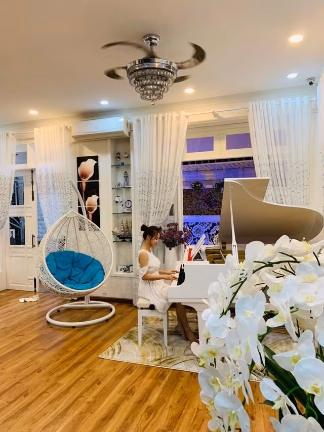 Biệt thự triệu đô ngập tràn sắc xuân của ca sĩ Vy Oanh ảnh 15